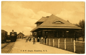 O. & W. Depot, Hamilton, N.Y., c. 1910.  Colgate University Postcard Collection.